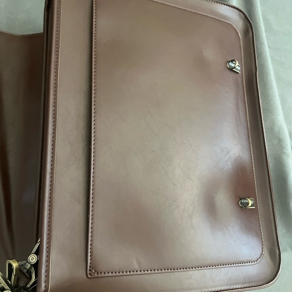 Elegant Brown Crossbody Bag 15in w X 12 in h X 5 in w - Picture 8 of 11